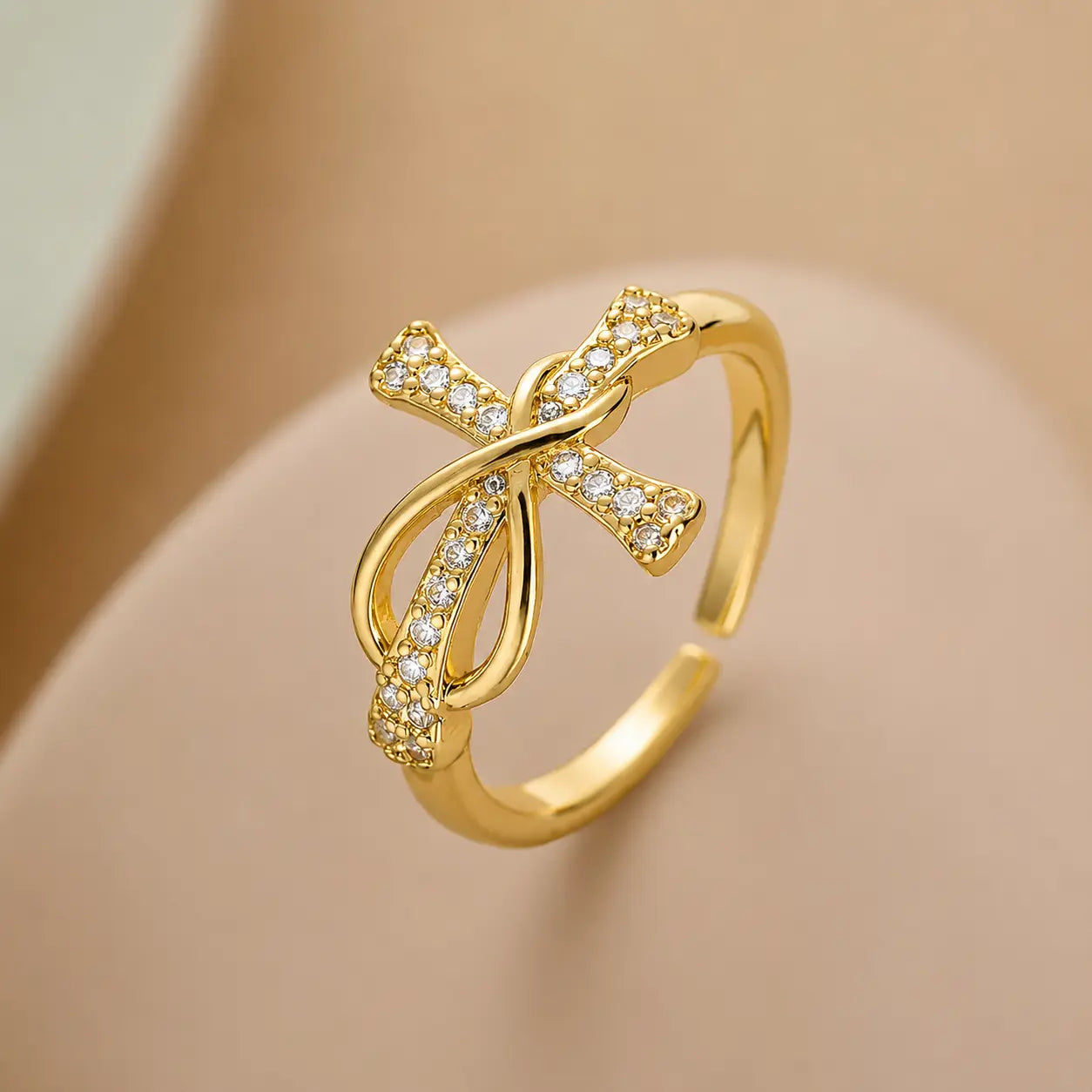 Anel_Ajustavel_com_Cruz_de_Zirconias_com_Infinito_Dourado_Santo_Altar_1