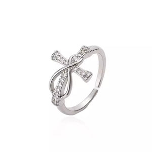 Anel_Ajustavel_com_Cruz_de_Zirconias_com_Infinito_Santo_Altar_1