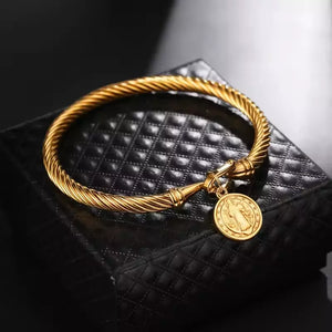 Bracelete_Sao_Bento_Dourado_Santo_Altar_4