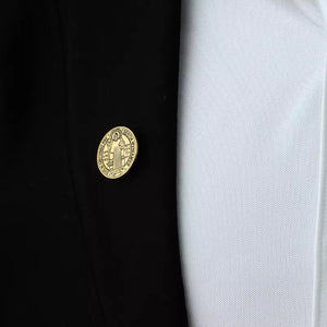 Broche_para_Roupa_e_Terno_Medalha_de_Sao_Bento_Santo_Altar_2