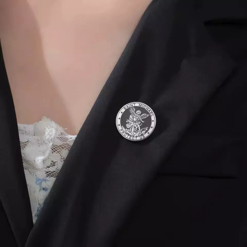 Broche_para_Roupa_e_Terno_Sao_Miguel_Arcanjo_Prata_3