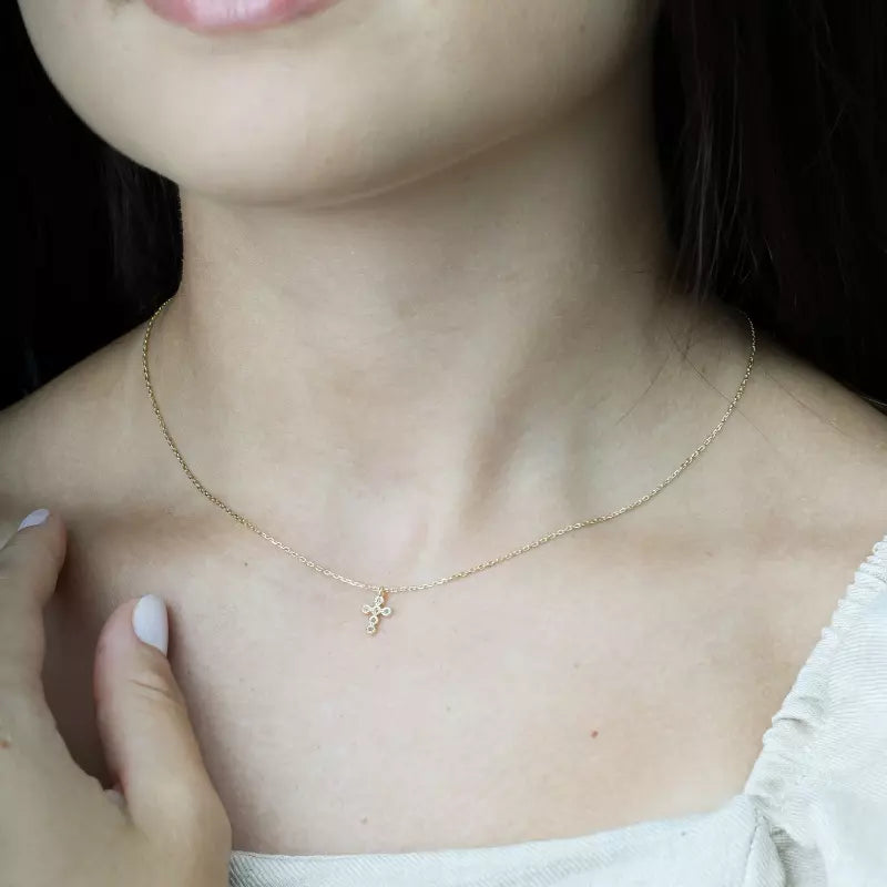 Colar_Feminino_Prata_Pingente_Crucifixo_Brilhante_Santo_Altar_5