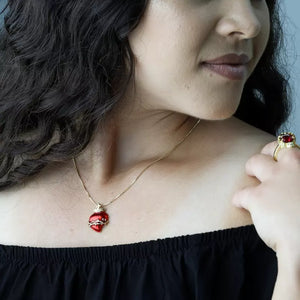 Colar_Sagrado_Coracao_de_Jesus_Reliquia_Santo_Altar_5