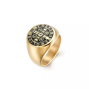 Anel_Sao_Bento_Dourado_Medalha_de_Sao_Bento_Santo_Altar_1