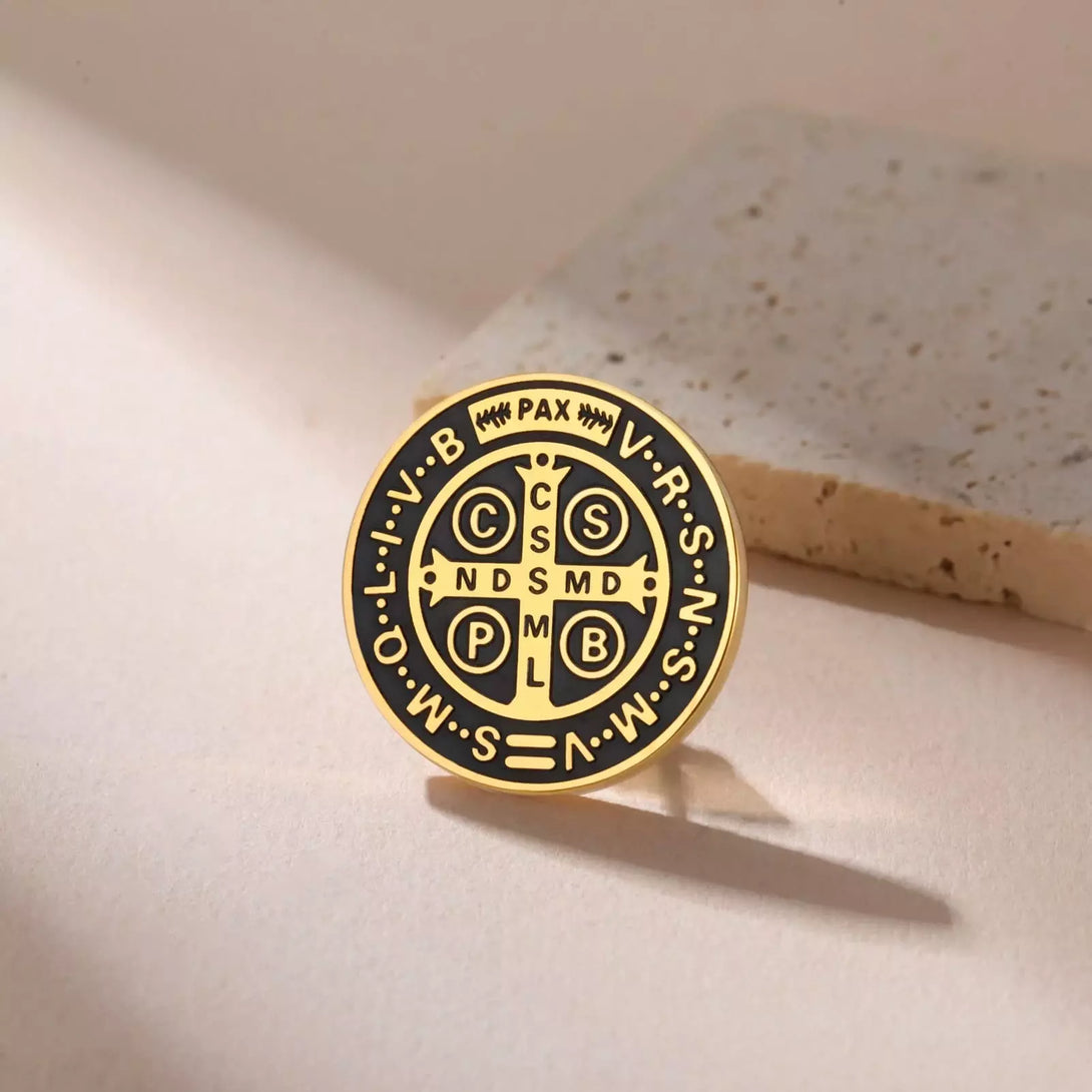 Broche para Roupa e Terno Cruz de São Bento Santo Altar