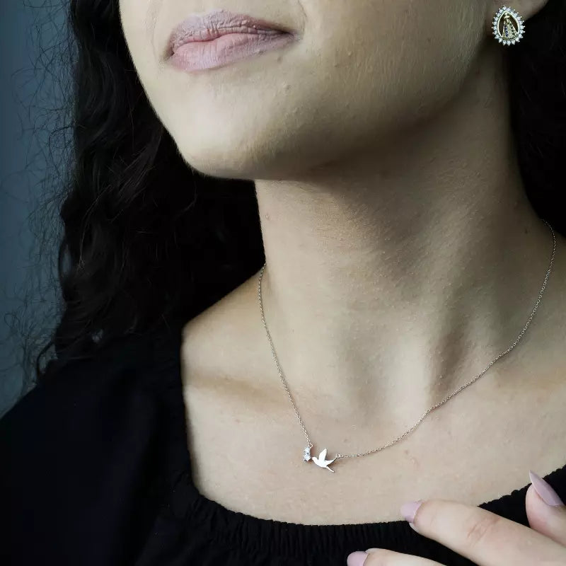 Colar_Espirito_Santo_Feminino_Pingente_Gotas_Zirconia_Santo_Altar_2