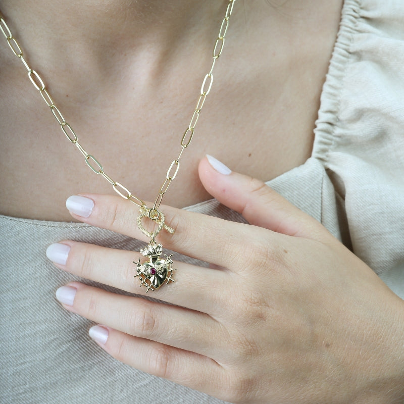 Colar_Feminino_Com_Pingente_7_Dores_de_Maria_Santo_Altar_6