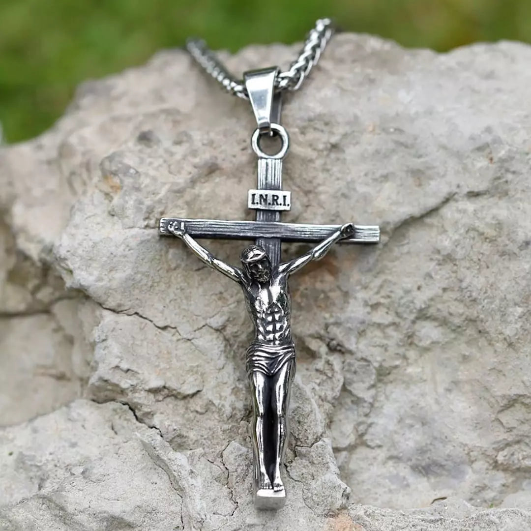 Colar_Masculino_Prata_Crucifixo_Pingente_Jesus_Cristo_Santo_Altar_7