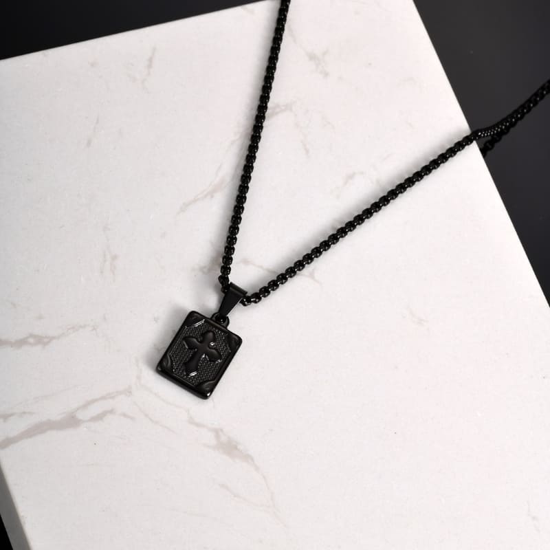 Colar Masculino Preto Pingente Crucifixo Medalha Santo Altar