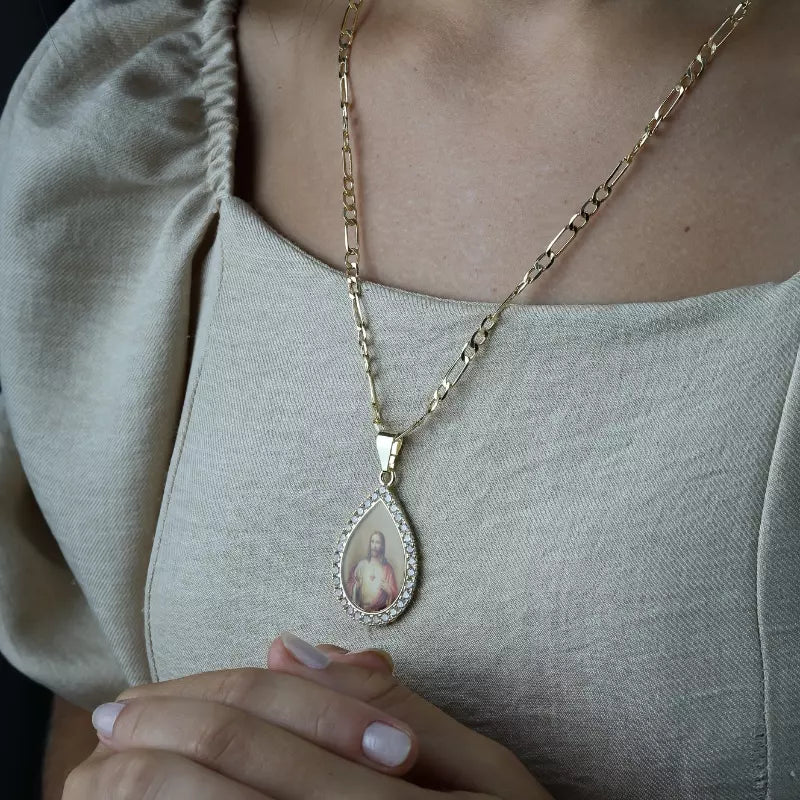 Colar_Pingente_Sagrado_Coracao_de_Jesus_Ajustavel_Zirconia_Santo_Altar_4