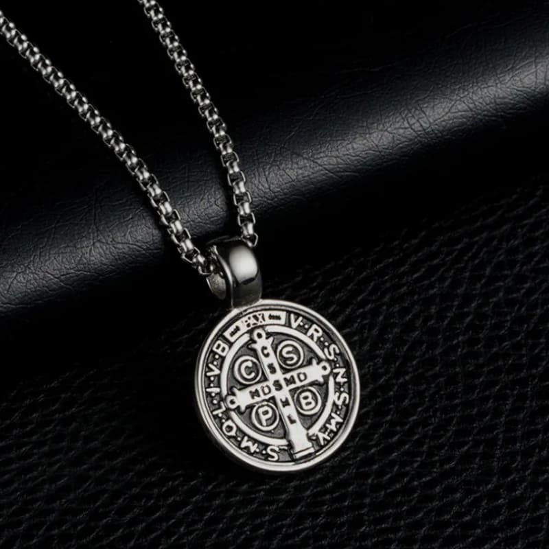 Colar_de_Sao_Bento_Aco_Inoxidavel_Medalha_Sao_Bento_Santo_Altar_5