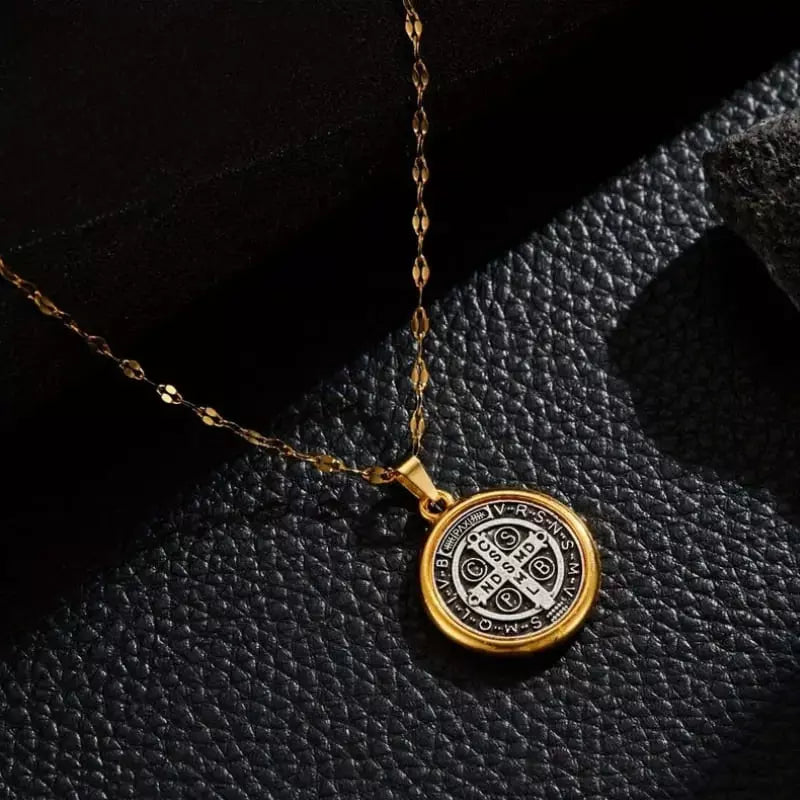 Colar de São Bento Corrente Americana Medalha São Bento Santo Altar