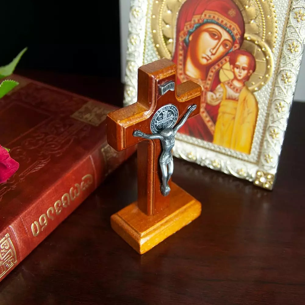 Crucifixo_de_Madeira_Pequeno_Cruz_de_Mesa_Santo_Altar_3