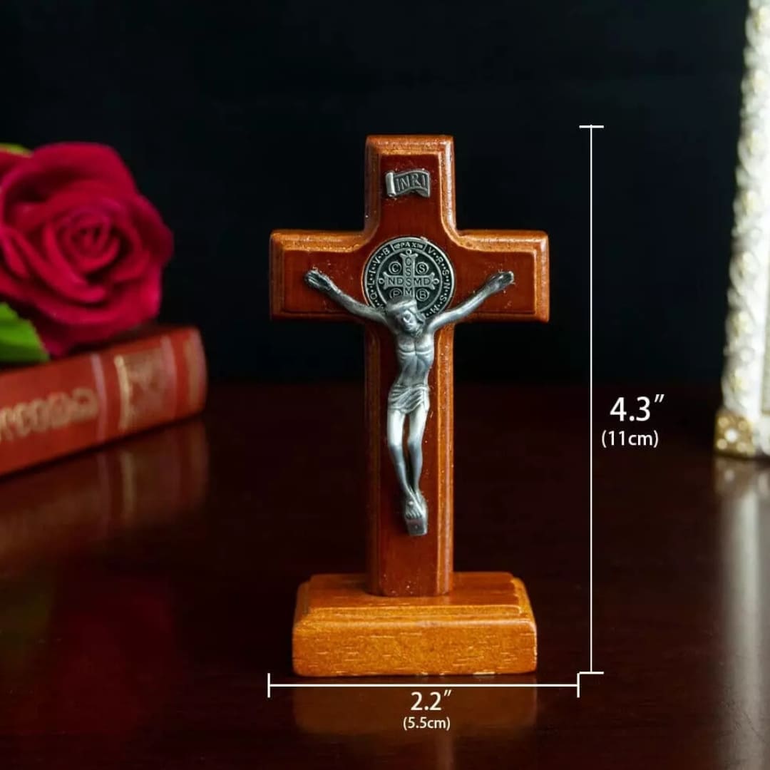 Crucifixo_de_Madeira_Pequeno_Cruz_de_Mesa_Santo_Altar_8